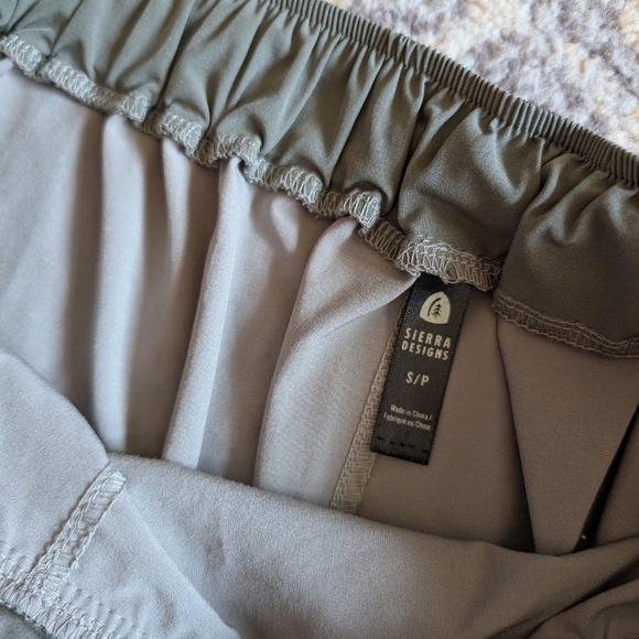 2/$20 Women's Khaki Belted Skort Sierra Designs Athletic Casual Sporty Small - Picture 5 of 5